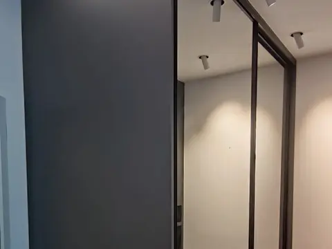 Crni mat klizni ormar s ogledalom - Zagreb