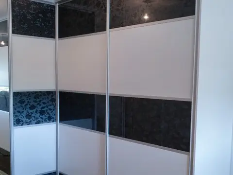 Kutni klizni ormar s ukrasnim staklom - Zagreb